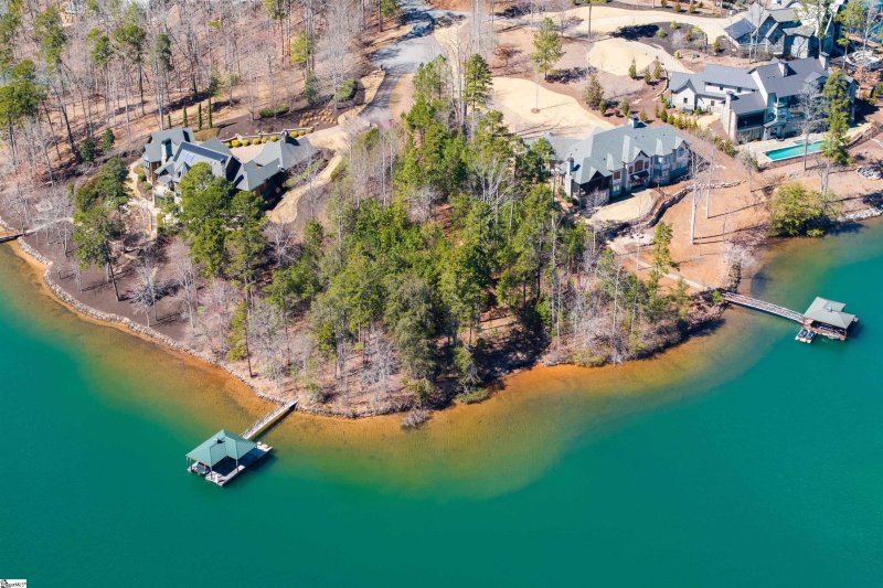 Property image 2 of 581 Big Creek Way in The Cliffs at Keowee Falls South, Salem, SC 29676