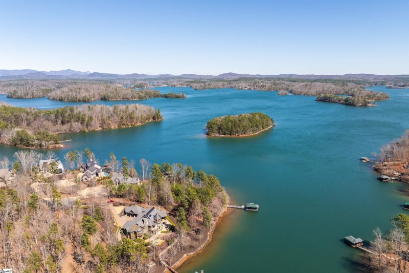 Property image 5 of 581 Big Creek Way in The Cliffs at Keowee Falls South, Salem, SC 29676