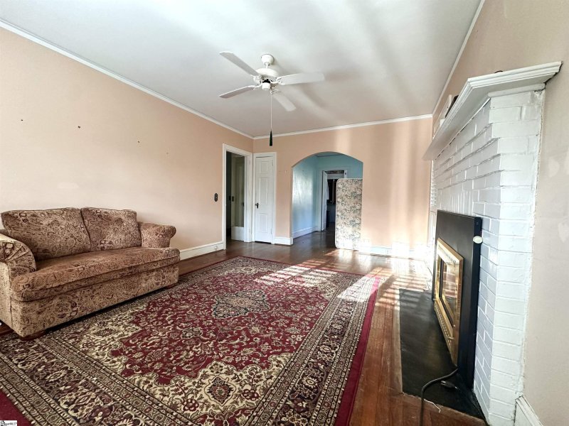 Property image 3 at 307 Stewart Street, Greenville, SC 29605