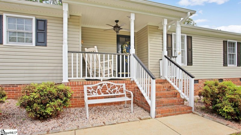 Property image 5 at 317 E Celestial Drive, Greer, SC 29651