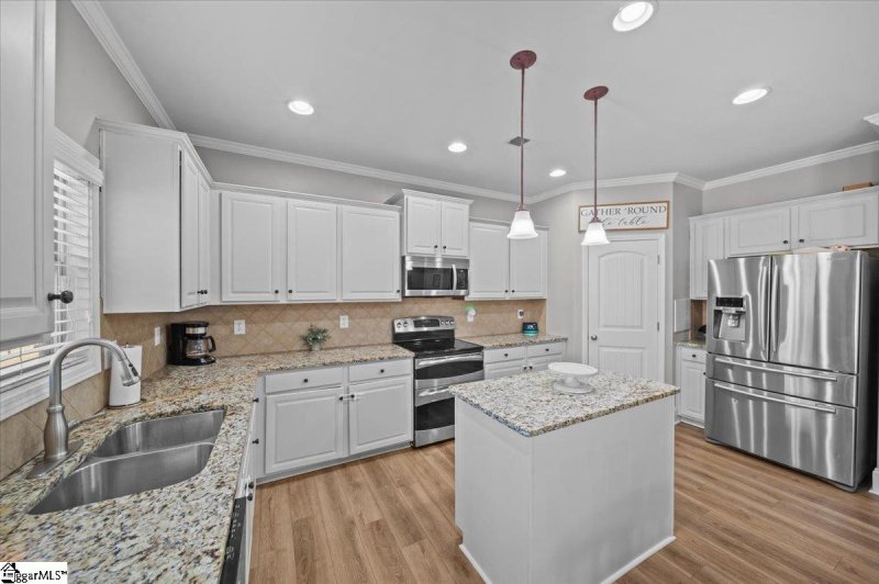 Property image 5 at 522 Hunting Bow Lane, Duncan, SC 29334