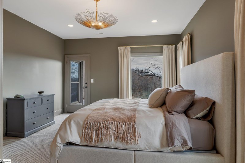 Property image 4 at 71 Raptor Way, Landrum, SC 29356