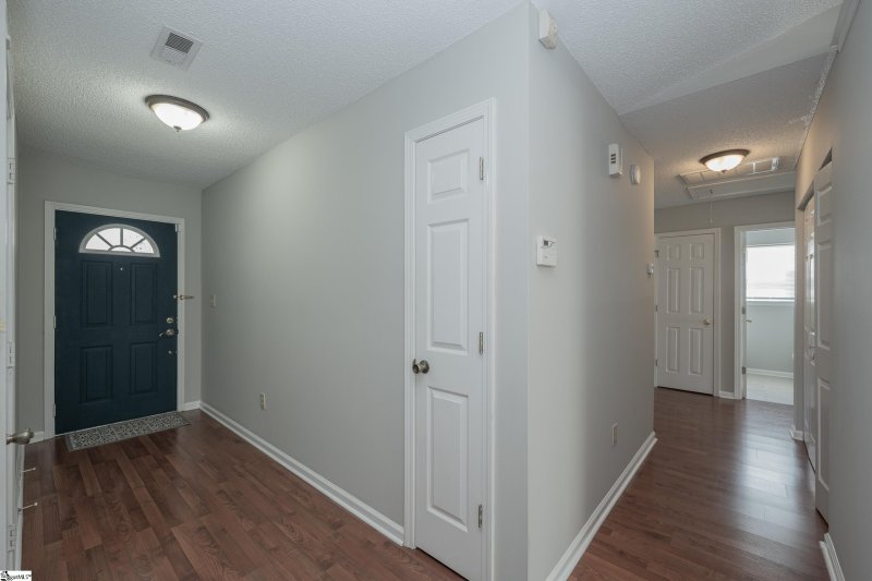 Property image 5 at 3 Riverside Chase Circle, Greer, SC 29650