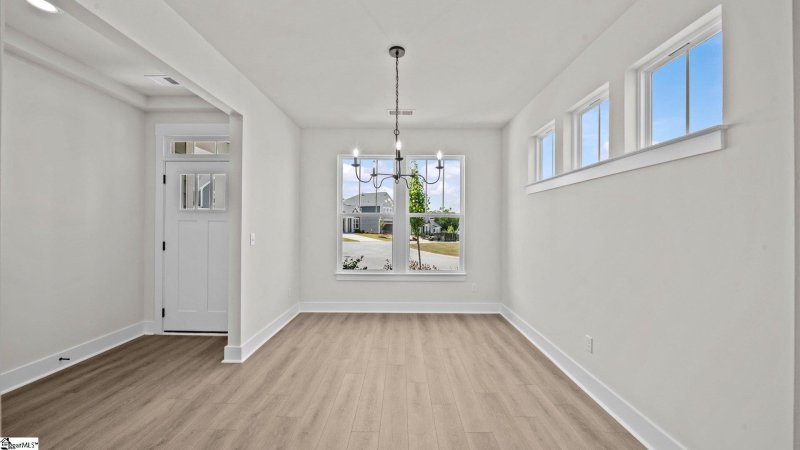 Property image 5 of 936 Diane Lane in Pleasant Falls, Moore, SC 29369