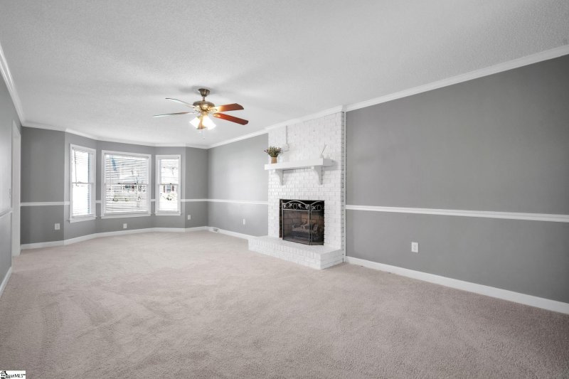 Property image 4 at 207 Kincade Drive, Simpsonville, SC 29681