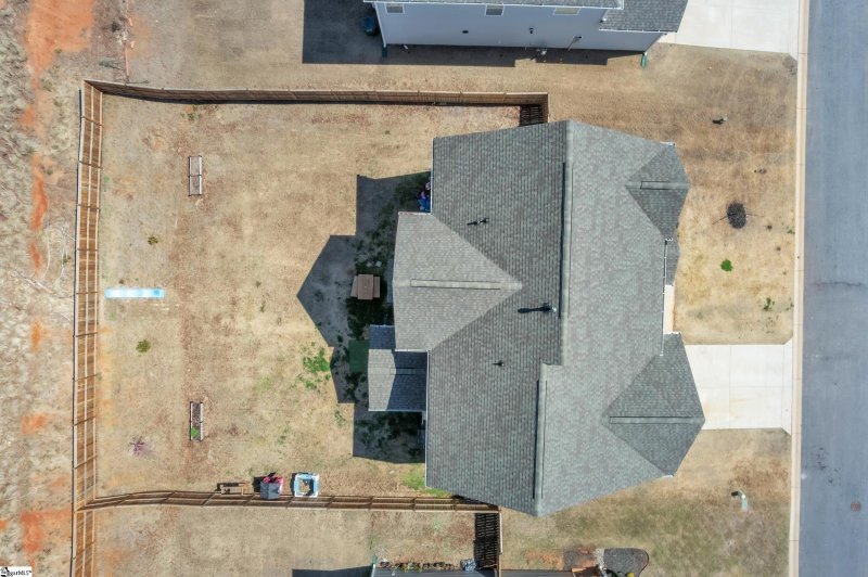 Property image 2 at 6039 Thicket Lane, Boiling Springs, SC 29316