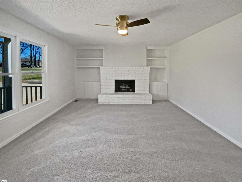 Property image 3 at 100 Laurel Walk, Piedmont, SC 29673