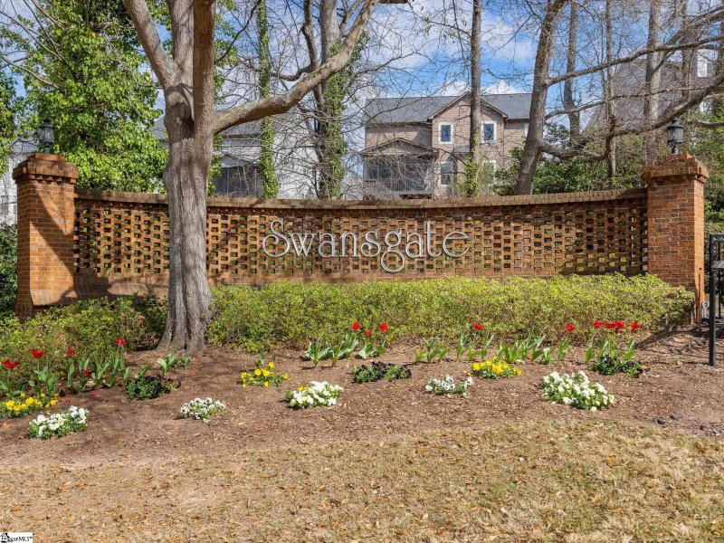 Property image 3 at 105 Hummingbird Ridge, Greenville, SC 29605