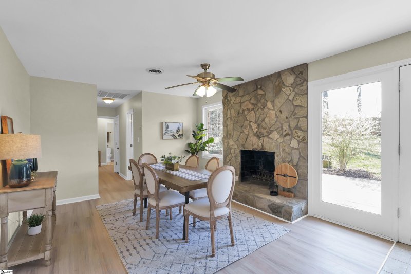 Property image 4 at 306 Richmond Drive, Greenville, SC 29617