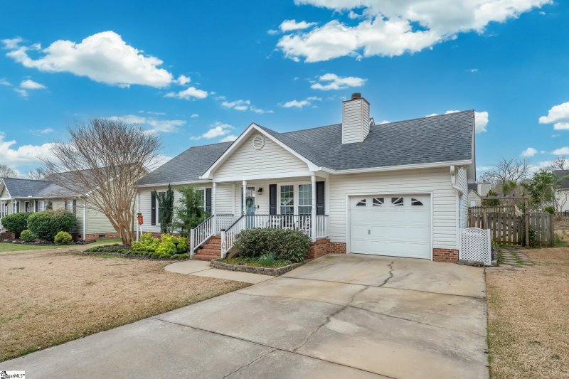 Property image 3 at 5 Landfall Court, Simpsonville, SC 29681