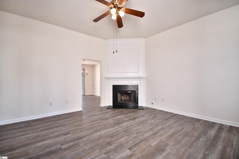 Property image 3 at 202 Clay Thorn Court, Greer, SC 29651