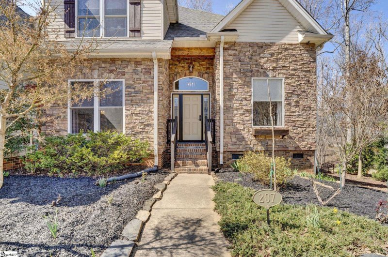 Property image 2 at 207 Nolan Road, Travelers Rest, SC 29690