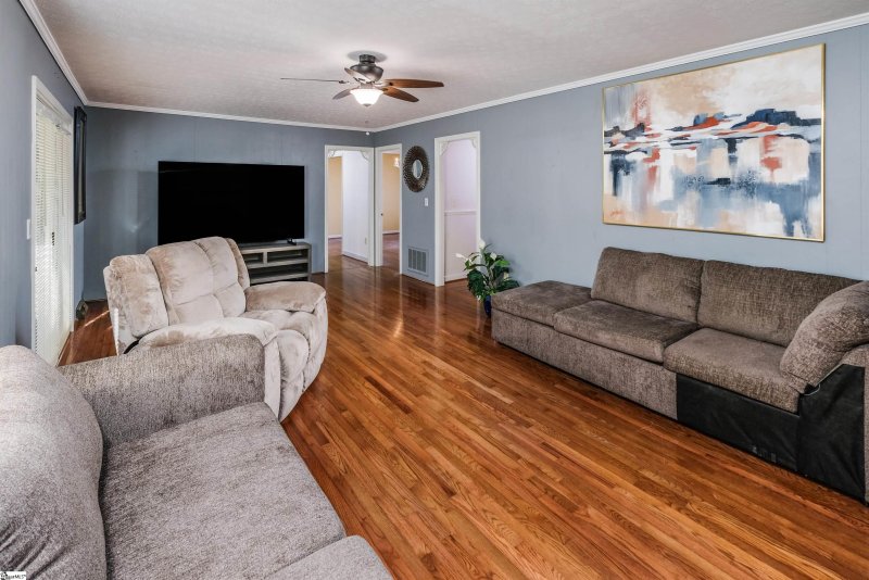 Property image 5 at 112 Nottingham Way, Easley, SC 29640