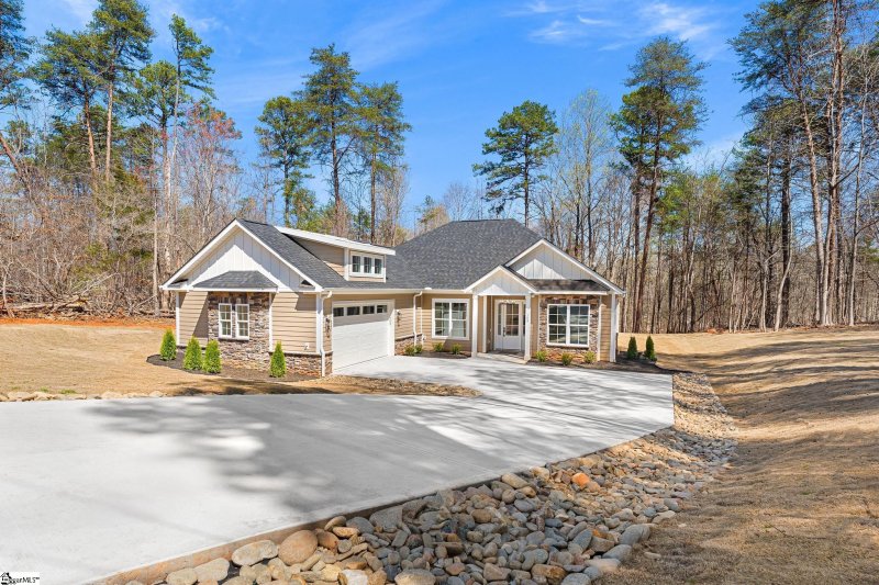 Property image 2 at 123 Player Lane, Westminster, SC 29693-6431