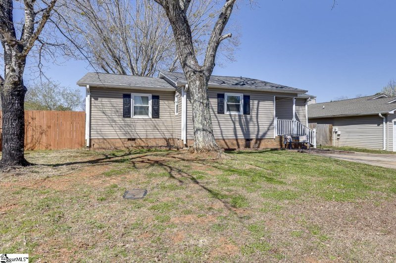 Property image 4 at 106 Terrace Road, Easley, SC 29642