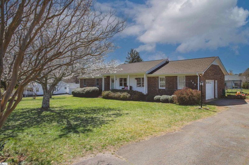 Property image 3 at 165 Beverly Circle, Liberty, SC 29657