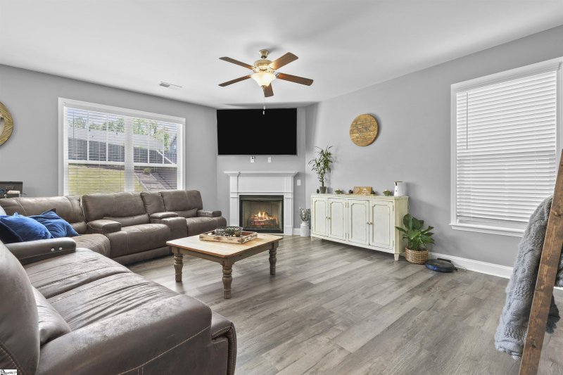 Property image 4 at 607 River Trace Loop, Simpsonville, SC 29680