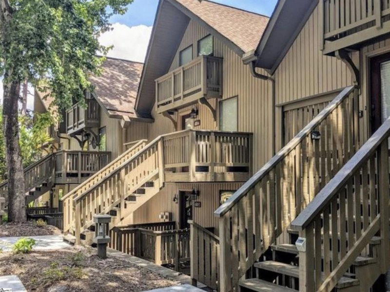 600 Captains Cove Court