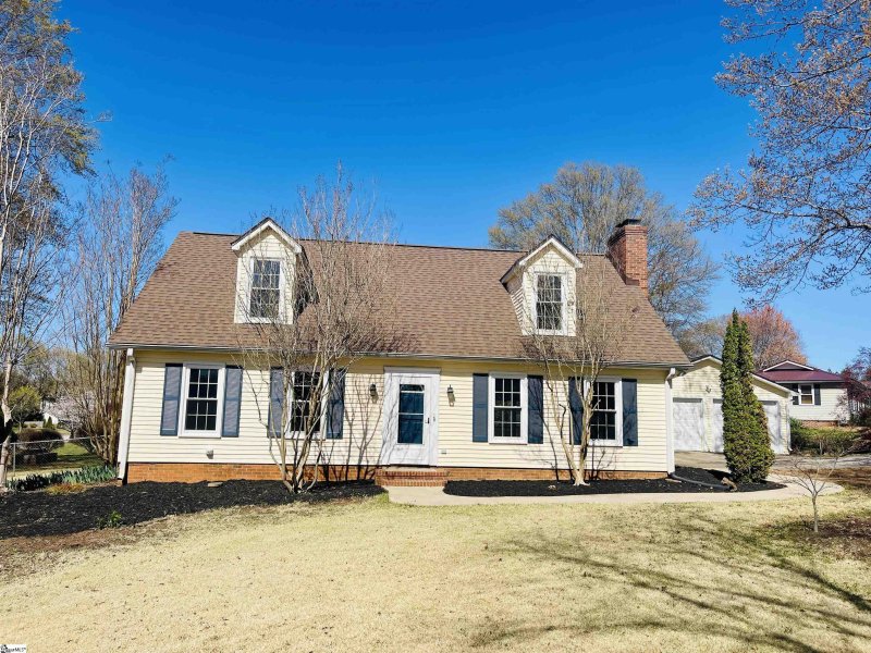 110 Carriage Lane