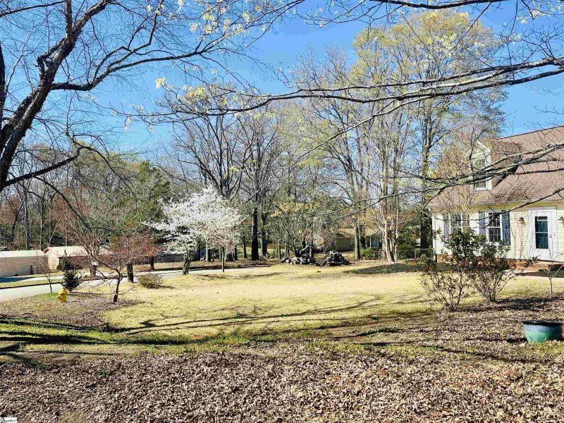 Property image 4 at 110 Carriage Lane, Simpsonville, SC 29681