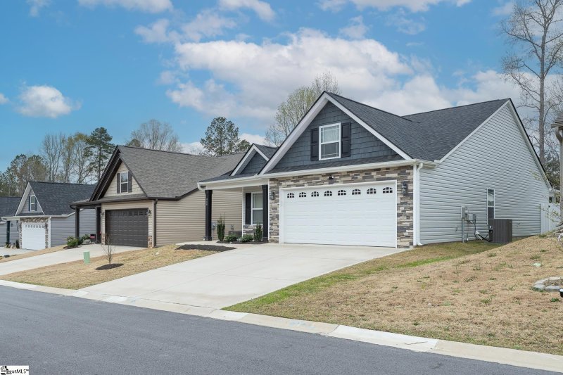 Property image 2 at 444 Timberwood Drive, Woodruff, SC 29388