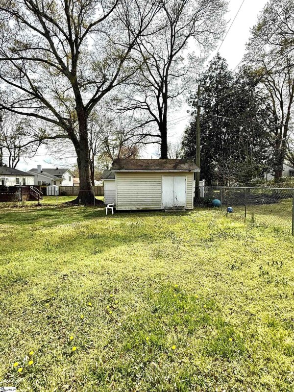 Property image 4 at 100 Farmington Road, Greenville, SC 29605