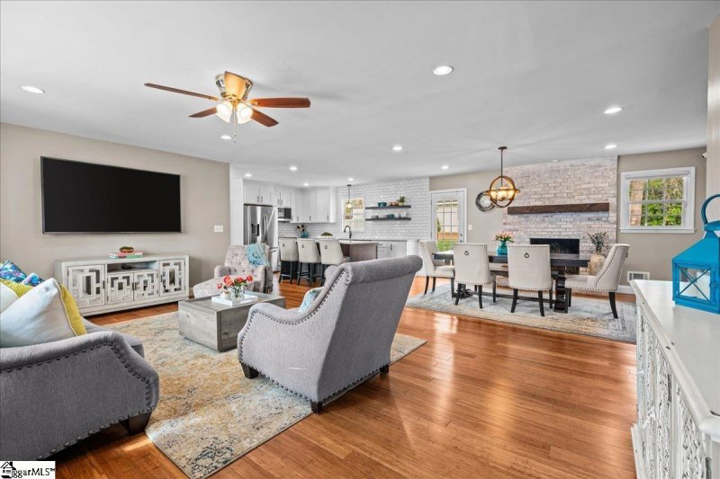 Property image 3 at 319 Elaine Avenue, Taylors, SC 29687