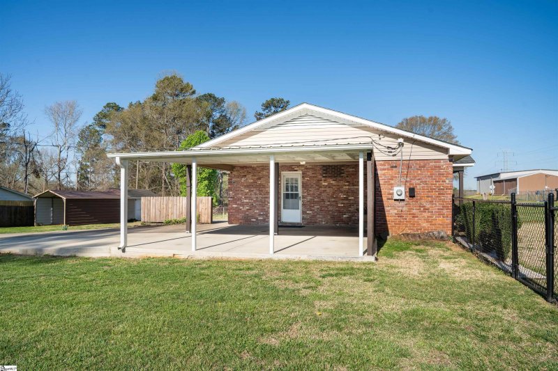 Property image 4 at 130 Idlewood Circle, Spartanburg, SC 29307