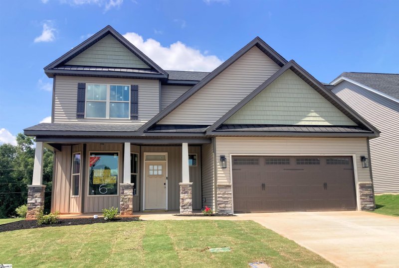 128 Stratter Drive