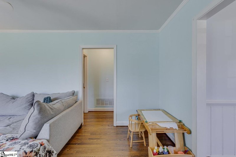 Property image 3 at 15 Conway Drive, Greenville, SC 29615