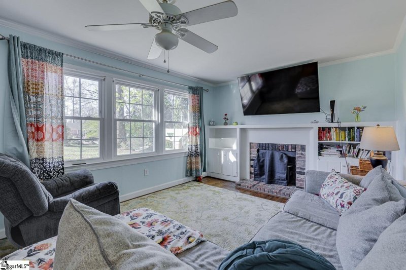 Property image 5 at 15 Conway Drive, Greenville, SC 29615