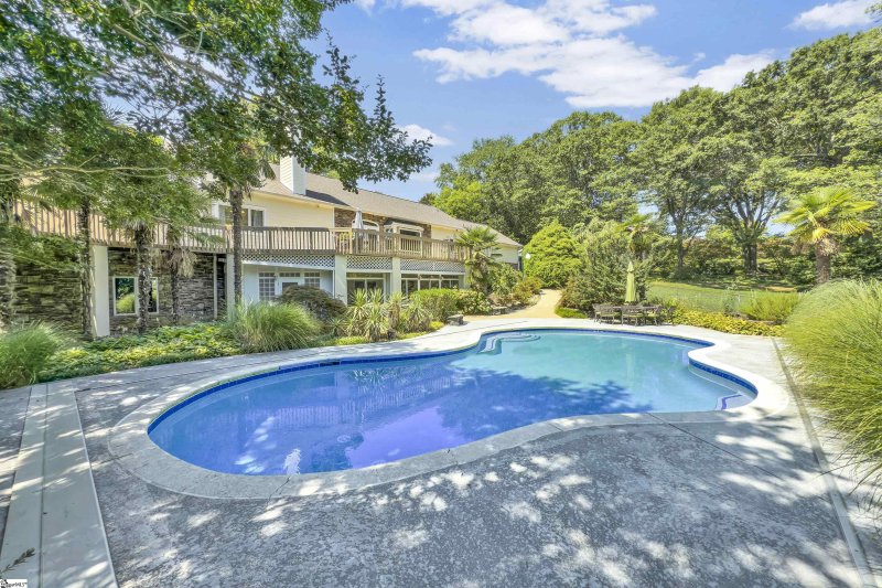 Property image 2 at 15 Darien Way, Greenville, SC 29615-3236