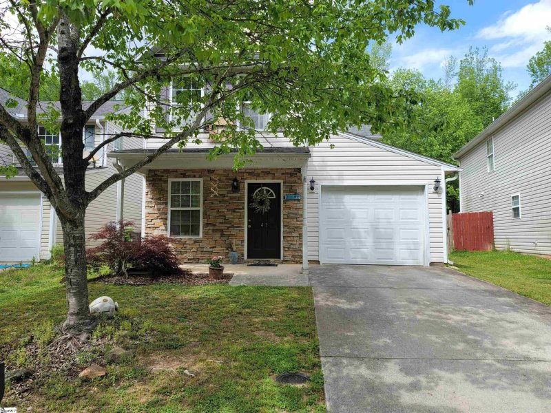 Property image 2 at 43 Birdsong Lane, Taylors, SC 29687