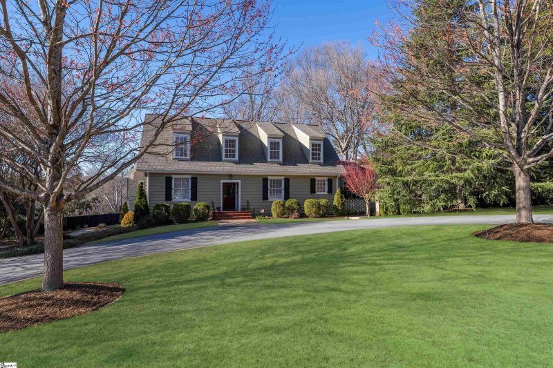 Property image 5 at 139 E Tallulah Drive, Greenville, SC 29605