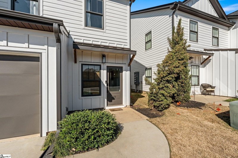 Park Avenue Townes, Greer Community