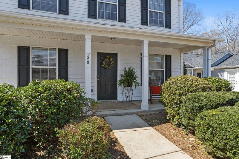 Property image 2 at 20 Renforth Road, Simpsonville, SC 29681