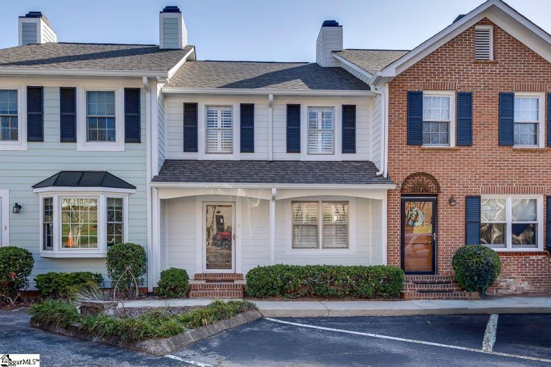 Washington Park East, Greenville Community
