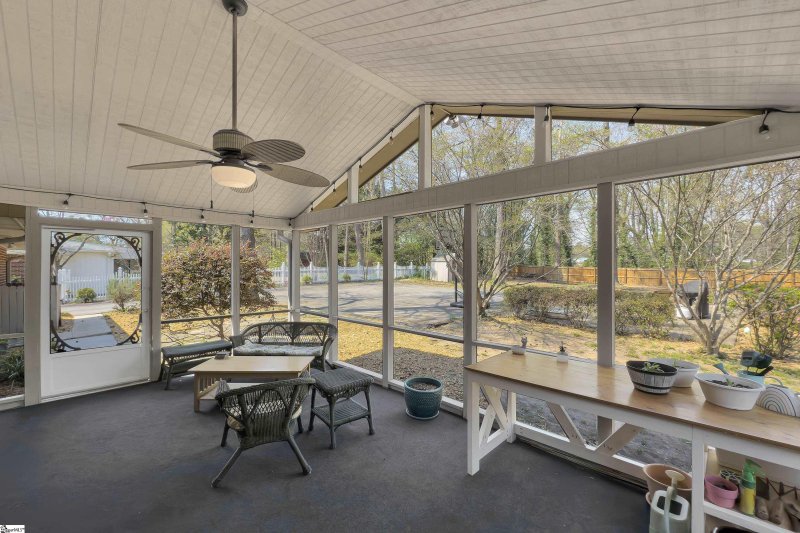 Property image 4 at 14 Yorkshire Drive, Greenville, SC 29615