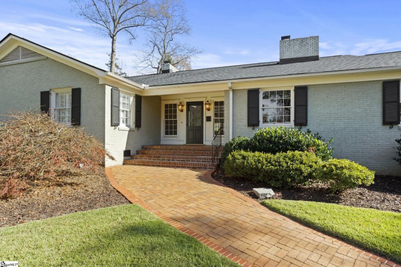 Property image 4 at 1722 N Main Street, Greenville, SC 29609