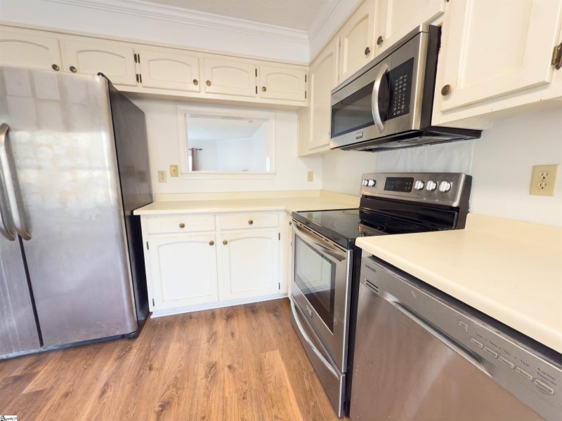 Property image 4 at 16 Somersett Drive, Spartanburg, SC 29301-6532