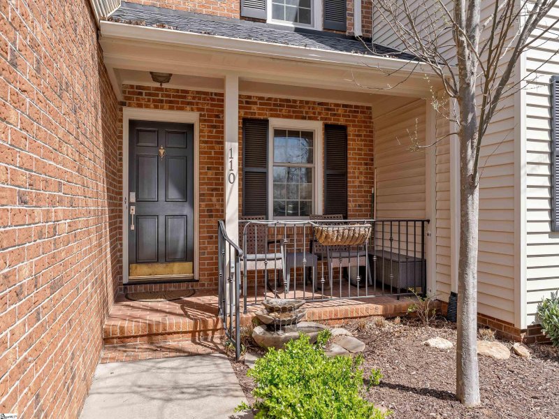 Property image 2 at 110 Mcdaniel Greene, Greenville, SC 29601