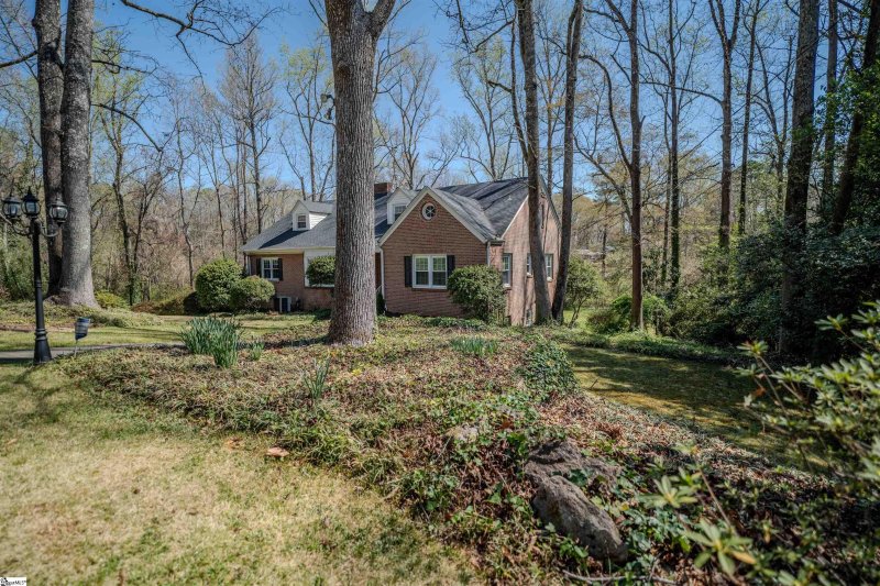 Property image 4 at 3 Hermitage Road, Greenville, SC 29615