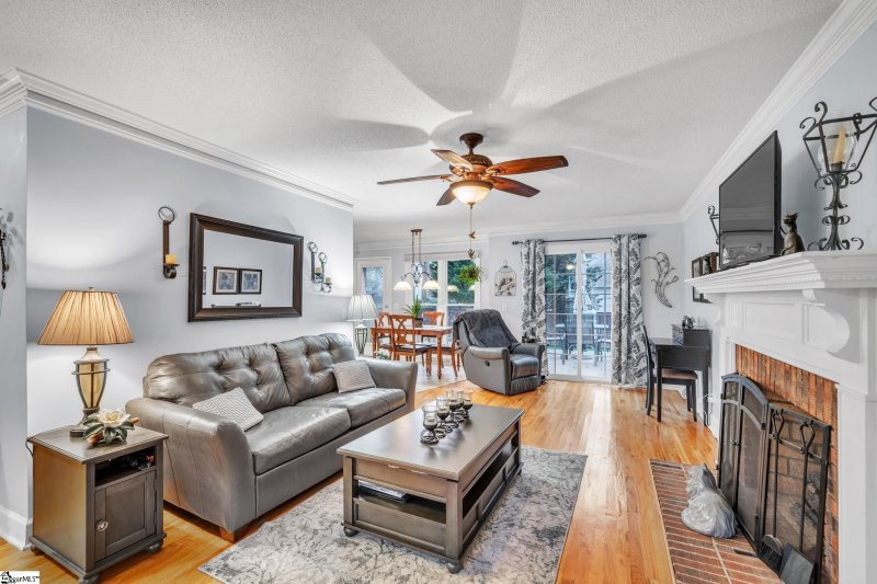 Property image 4 at 4 Brookford Court, Greenville, SC 29615