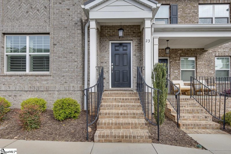 Property image 4 at 23 Peckham Street, Greenville, SC 29607