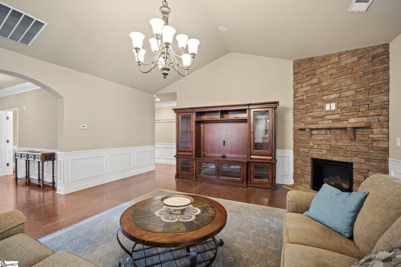 Property image 5 at 30 Park Vista Way, Greenville, SC 29617