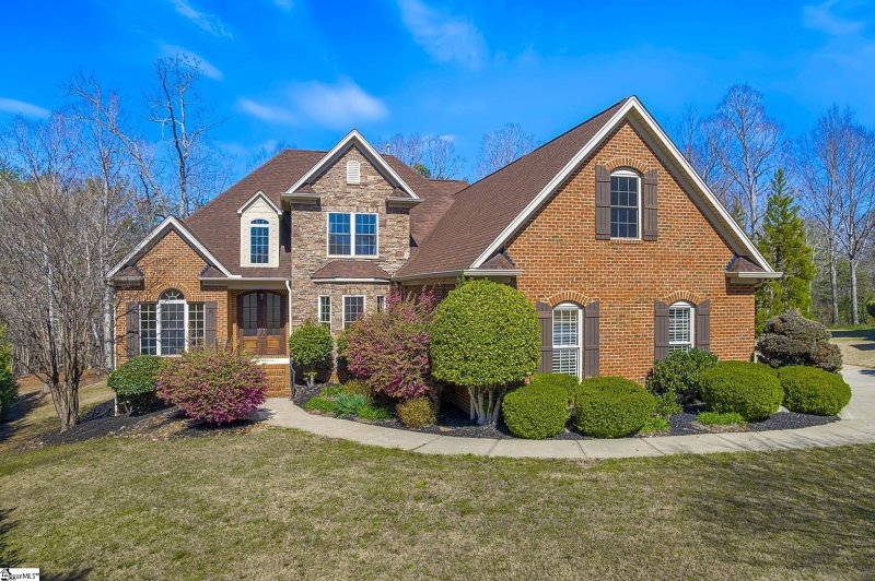 Property image 2 at 113 Ledgestone Way, Greer, SC 29651