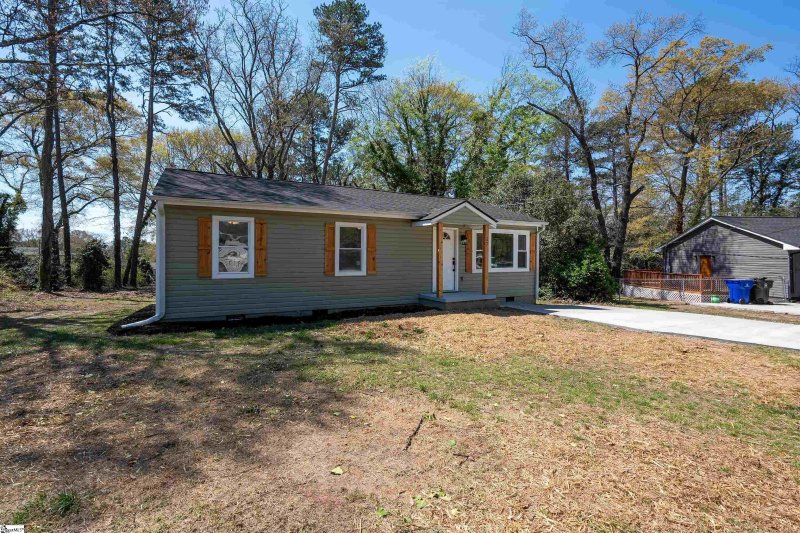 Property image 4 at 17 Prosperity Court, Greenville, SC 29605