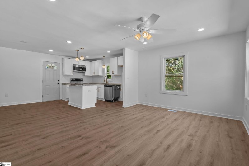 Property image 5 at 17 Prosperity Court, Greenville, SC 29605