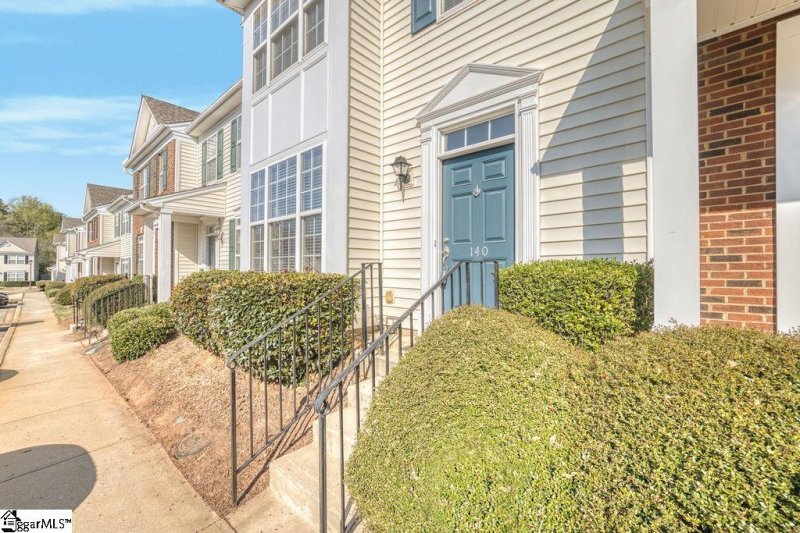 Property image 3 at 140 Bumble Circle, Mauldin, SC 29662