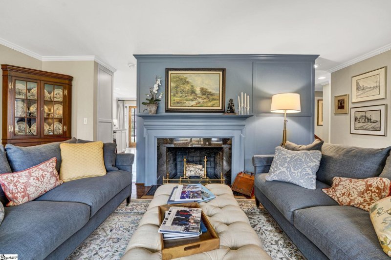 Property image 3 at 1223 Parkins Mill Drive, Greenville, SC 29607